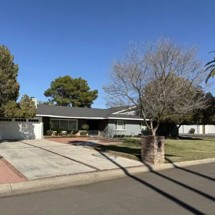 Image 2 - 3740 East Highland Avenue, Phoenix, AZ 85018, USA - House for rent