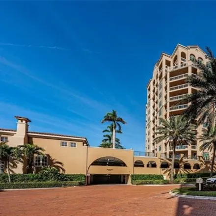 Image 3 - Mandalay Avenue & Rockaway Street, Mandalay Avenue, Clearwater Beach, Clearwater, FL 33767, USA - Townhouse for rent