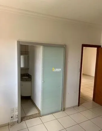 Buy this 2 bed apartment on Rua da Carioca in Patrimônio, Uberlândia - MG