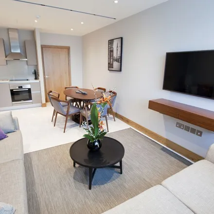 Rent this 2 bed apartment on 121 Belsize Road in London, NW6 4BG