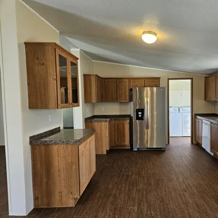 Image 5 - 500 Limestone Drive, New Braunfels, TX 78130, USA - Apartment for sale