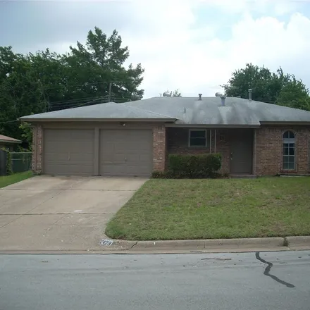 Rent this 3 bed house on 2409 Hilldale Boulevard in Arlington, TX 76016