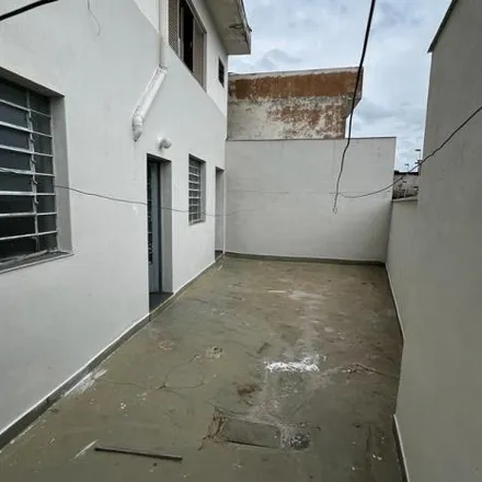 Rent this 4 bed house on Rua Coronel Thomaz Silva in Catanduvas, Varginha - MG