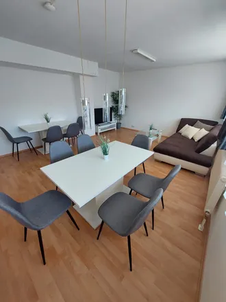 Rent this 8 bed apartment on Hillebrandgasse 18 in 3400 Gemeinde Klosterneuburg, Austria