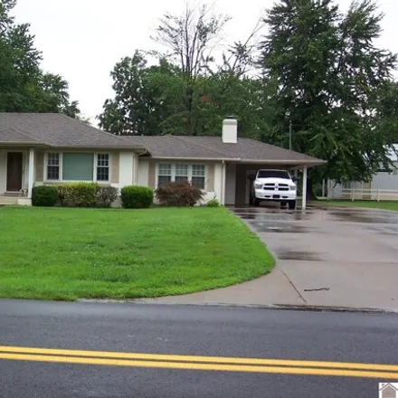 Buy this 4 bed house on 144 Calvert Drive in McCracken County, KY 42003