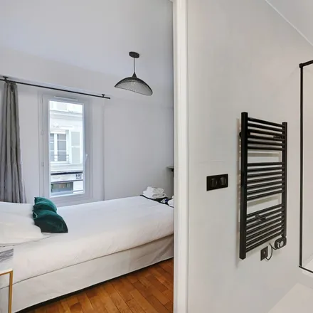 Image 6 - 24 Rue Poncelet, 75017 Paris, France - Apartment for rent