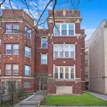 Rent this 3 bed apartment on 6833 South Merrill Avenue in Chicago, IL 60649