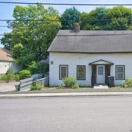 Buy this studio house on 71 Jefferson St in Bangor, Maine