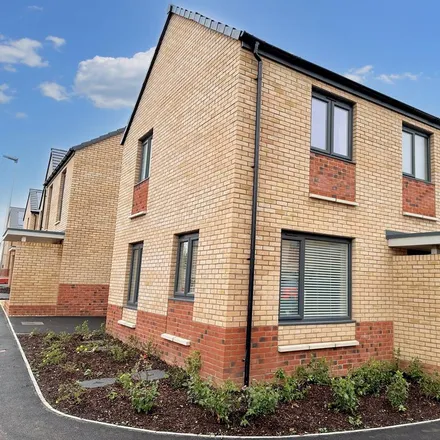 Rent this 3 bed house on unnamed road in Cardiff, CF3 3LR