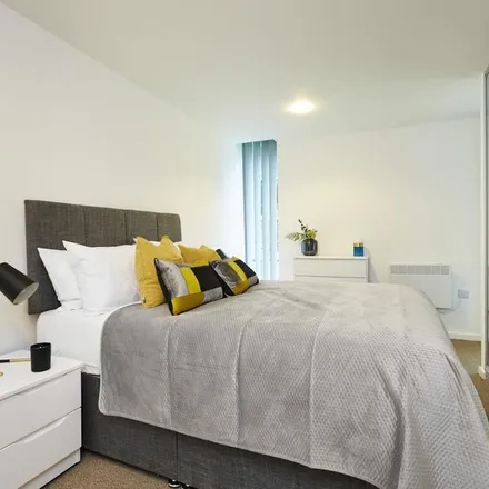 Image 2 - White Croft, Sheffield, S1 4NQ, United Kingdom - Apartment for rent