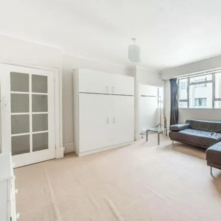 Rent this studio apartment on 29 Sloane Avenue in London, SW3 3JQ