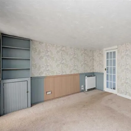 Image 4 - Varndean College, Draxmont Way, Brighton, BN1 6WQ, United Kingdom - House for sale