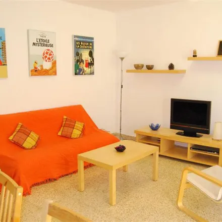 Rent this 2 bed apartment on Carrer de València in 43850 Cambrils, Spain