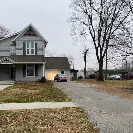 Buy this 4 bed house on 397 North Euclid Street in Slater, Saline County