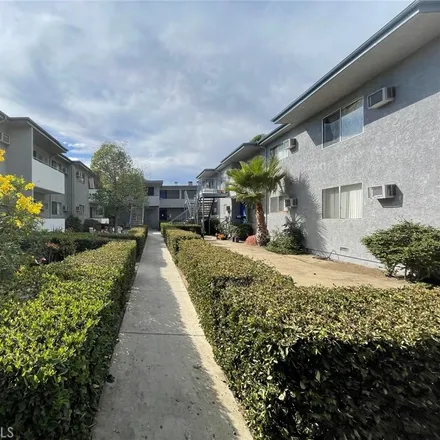 Image 7 - 9075 Cedros Avenue, Los Angeles, CA 91402, USA - Apartment for sale