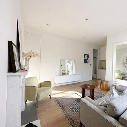 Rent this 1 bed apartment on 84 Cambridge Gardens in London, W10 6HH