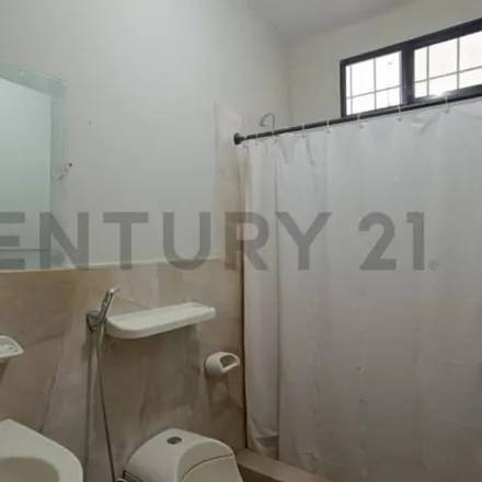Rent this 1 bed apartment on 1 Pasaje 28 in 090603, Guayaquil