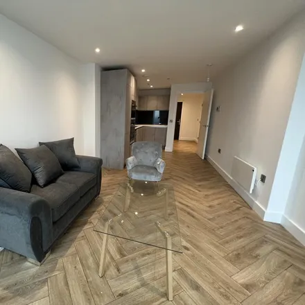 Image 3 - Victoria Residence, Chester Road, Manchester, M15 4ZL, United Kingdom - Apartment for rent