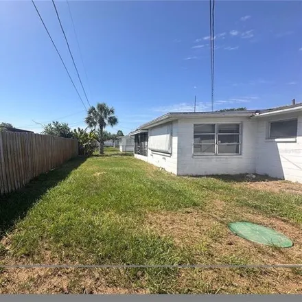 Image 3 - 2116 Peggy Drive, Holiday, FL 34690, USA - House for sale