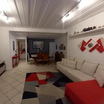 Buy this 4 bed apartment on Estrada União e Indústria 4759 in Corrêas, Petrópolis - RJ