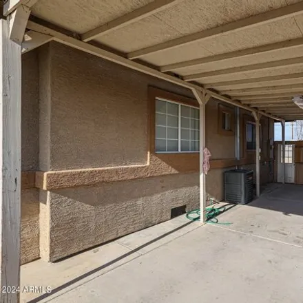 Image 2 - 112 6th Avenue East, Buckeye, AZ 85326, USA - House for sale