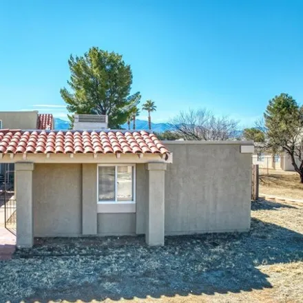 Buy this 1 bed house on 4300 Plaza Vista in Sierra Vista, AZ 85635