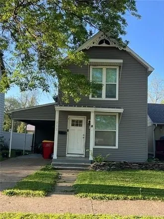 Buy this 3 bed house on 384 West Euclid Street in Pittsburg, KS 66762