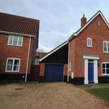 Rent this 3 bed house on Bluebell Avenue in Bury St Edmunds, IP32 7JW