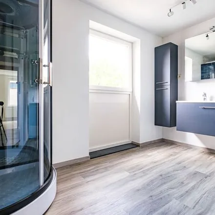 Rent this 3 bed apartment on Beekstraat 44 in 3800 Sint-Truiden, Belgium