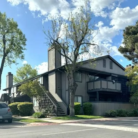 Buy this 2 bed condo on 1143 South Chestnut Avenue in Fresno, CA 93702