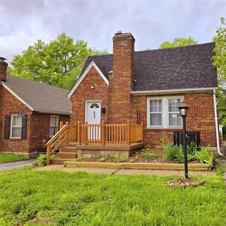 Buy this 2 bed house on 421 Thomas Avenue in Ferguson, MO 63135
