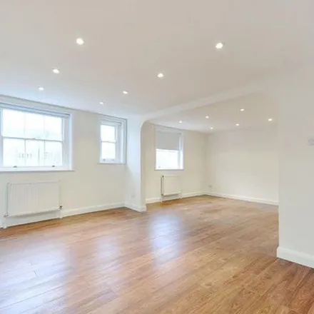 Image 3 - Finchley Road, London, NW8 6ND, United Kingdom - Apartment for rent