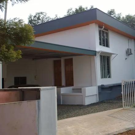 Rent this 1 bed house on Ernakulam in Thengode, IN