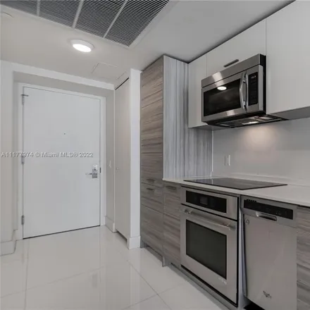 Image 9 - Brickell House, 1300 Brickell Bay Drive, Miami, FL 33131, USA - Condo for rent