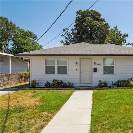 Buy this 3 bed house on 1301 North Bengal Road in Westgate, Metairie