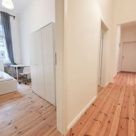 Rent this 4 bed apartment on DEALLEGO000176 in Lenaustraße, 12047 Berlin