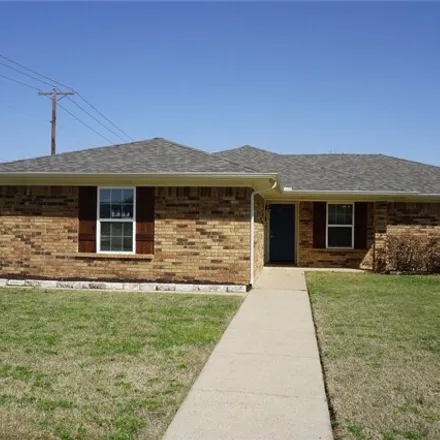 Rent this 3 bed house on 6401 Whitehurst Dr in Watauga, Texas