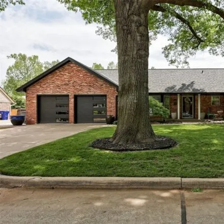Buy this 3 bed house on 34 Bingham Place in Norman, OK 73072