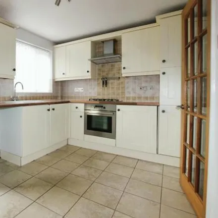 Image 2 - Bristol Drive, Ellesmere Port, CH66 2HR, United Kingdom - Duplex for rent