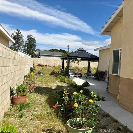 Image 7 - 17548 Court St, Fontana, California, 92336 - House for sale