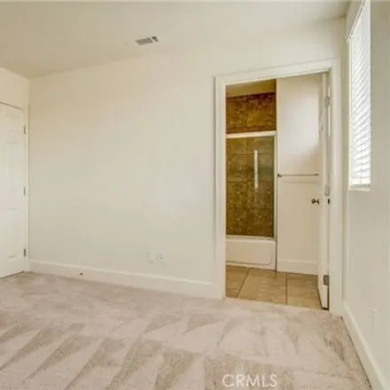 Image 5 - 348 East 101st Street, Los Angeles, CA 90003, USA - Apartment for rent
