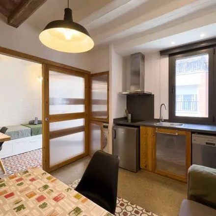 Image 4 - Carrer de l'Olivera, 08001 Barcelona, Spain - Apartment for rent