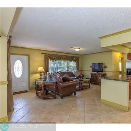 Image 4 - 180 Southeast 12th Street, Cypress Harbor, Pompano Beach, FL 33060, USA - House for rent