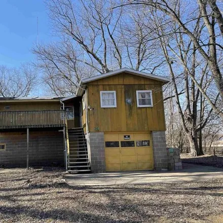 Buy this 2 bed house on 698 Lake Lacoma Road in East Dubuque, Dunleith Township