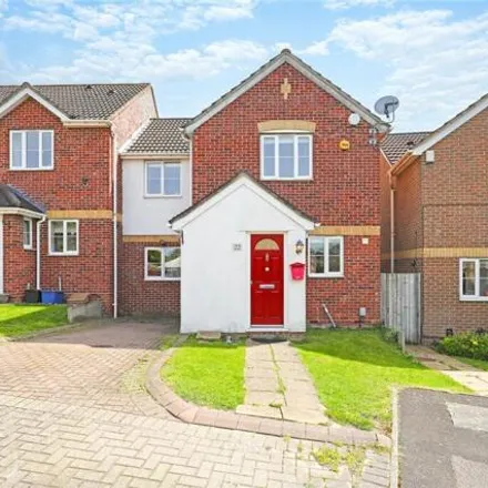 Buy this 3 bed house on Westfield Park Drive in London, IG8 8FD
