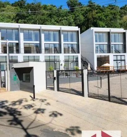 Buy this 2 bed apartment on Rua Boa Vista in Assunção, Águas de Lindóia - SP