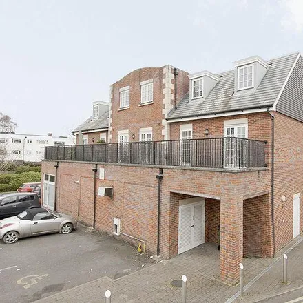 Rent this 2 bed apartment on Walton Dahn Yoga Centre in 35-37 Bridge Street, Walton-on-Thames