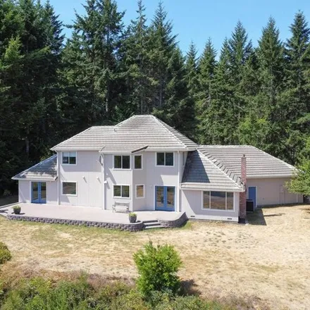 Buy this 5 bed house on Hunt Road in Elwha Station, Clallam County