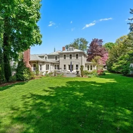 Image 3 - 11 Highland Road, Belmont, MA 02478, USA - House for sale