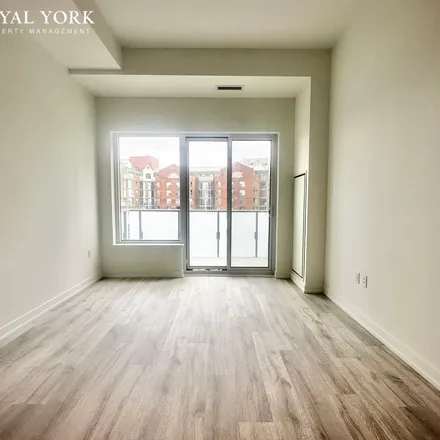 Image 5 - Luxe, 5793 Yonge Street, Toronto, ON M2M 4H9, Canada - Apartment for rent